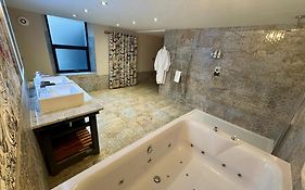 Lymestone Boutique Accommodation